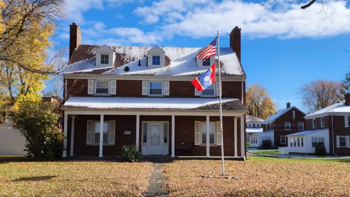 Single-family veteran housing in Eaton Rapids, Michigan, provided by VFW National Home.